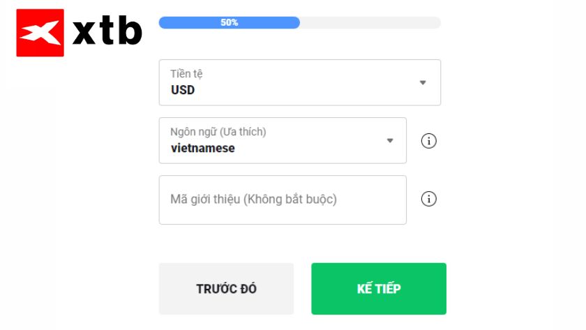Hướng dẫn chọn ngôn ngữ và tiền tệ USD khi đăng ký tài khoản XTB Giao diện chọn ngôn ngữ Vietnamese và tiền tệ USD mặc định trên trang đăng ký XTB