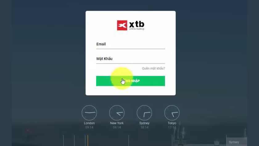 Nhập email và mật khẩu để đăng nhập vào tài khoản XTB Form đăng nhập XTB với các trường nhập email và mật khẩu cùng nút Đăng nhập