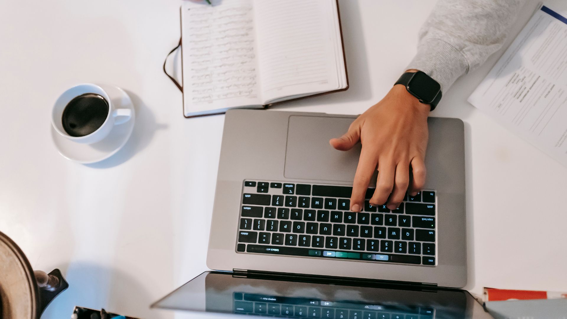 Viết nhật ký giao dịch (Trading Journal) Viết nhật ký giao dịch (Trading Journal)